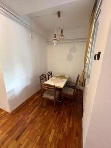 Corvin Panzio Bed & Breakfast เยอร์ ภายนอก รูปภาพ
